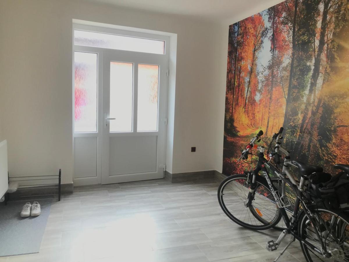 Cyklo-Moto Apartman Lomnice nad Lužnicí Екстериор снимка